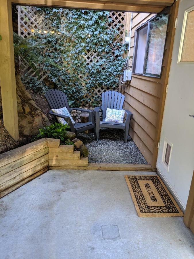 Apartmán Oceanspray Hideaway North Saanich Exteriér fotografie
